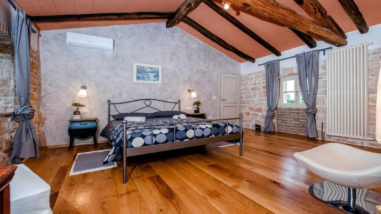 Villa Tomani Krmed Croatia