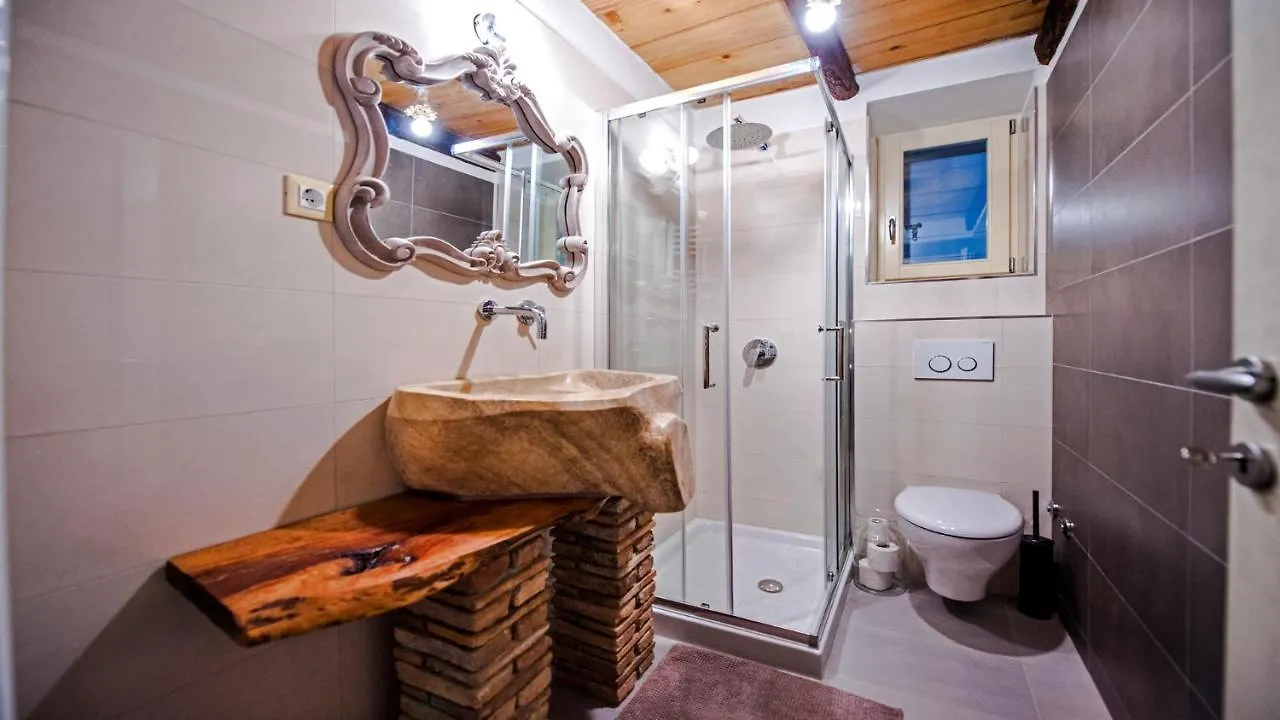 Villa Tomani Krmed