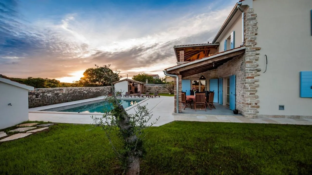 Villa Tomani Krmed